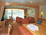 ID 2795 AURORA (2000/76152grt/IMO 9169524) - A Stateroom with balcony.